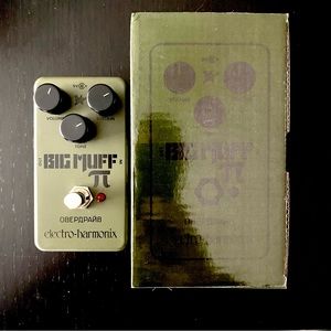 Electro Harmonix Russian Big Muff Pedal in like new condition